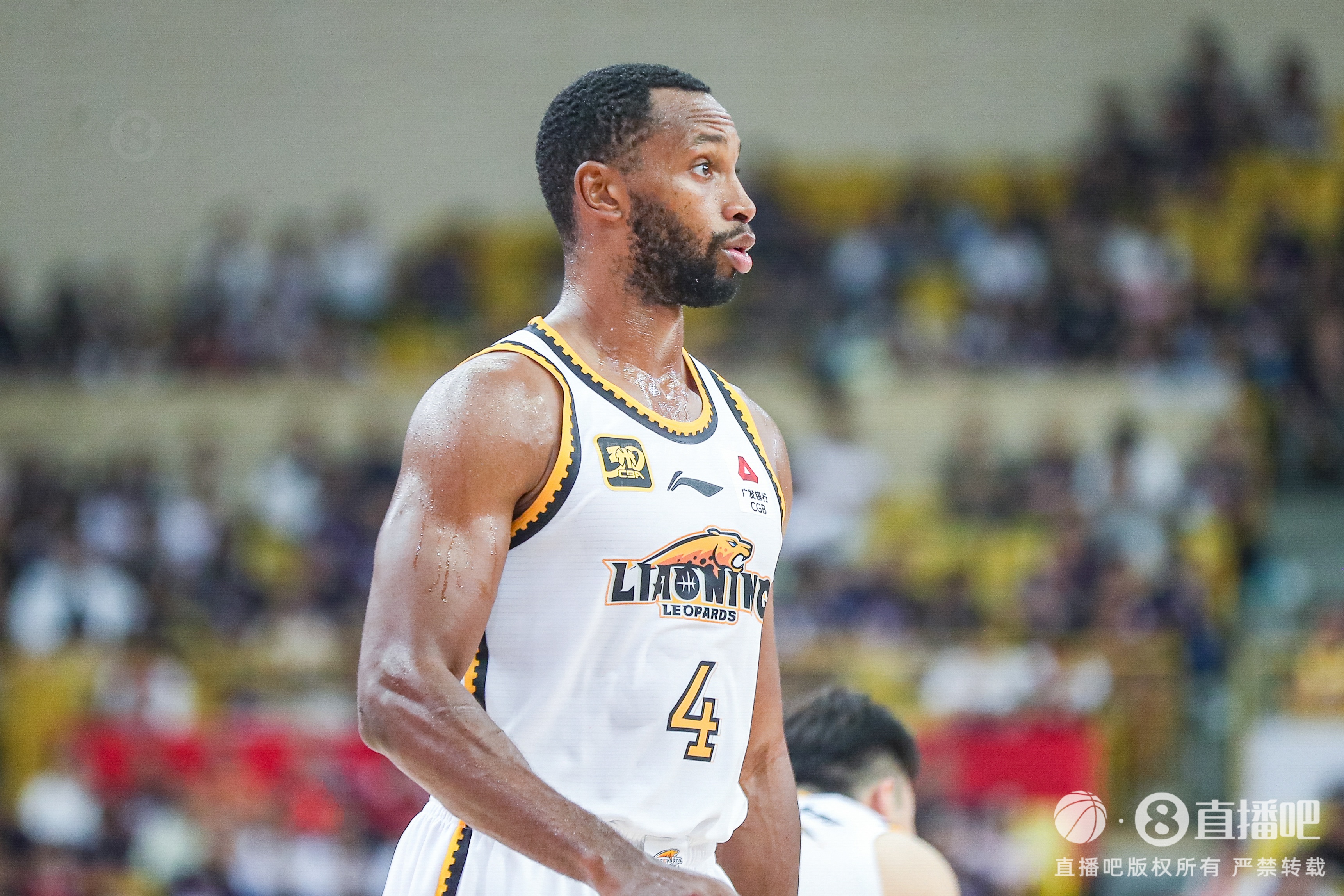 包攬球隊開場9分！弗格半場8中6砍全隊最高17分 三分2中2