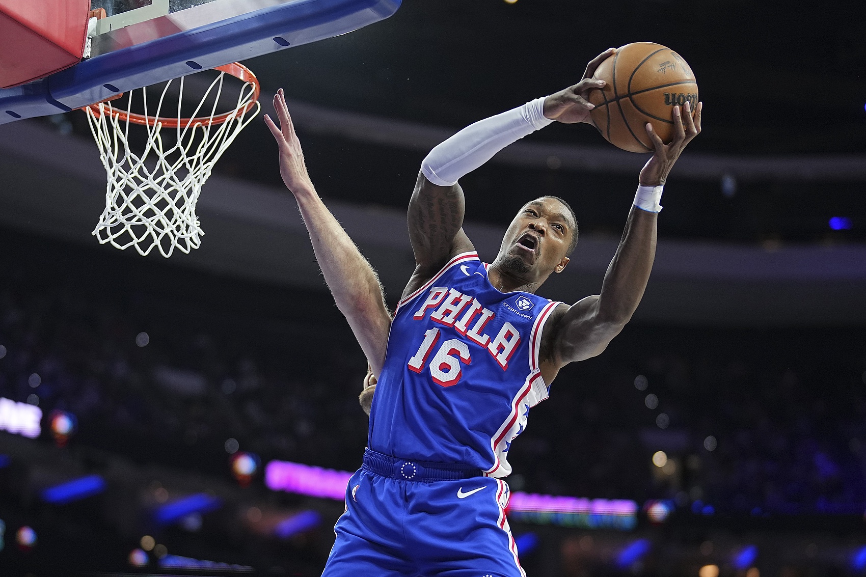 歡迎回到NBA！朗尼-沃克全場得到25分11籃板 獲得生涯首次兩雙